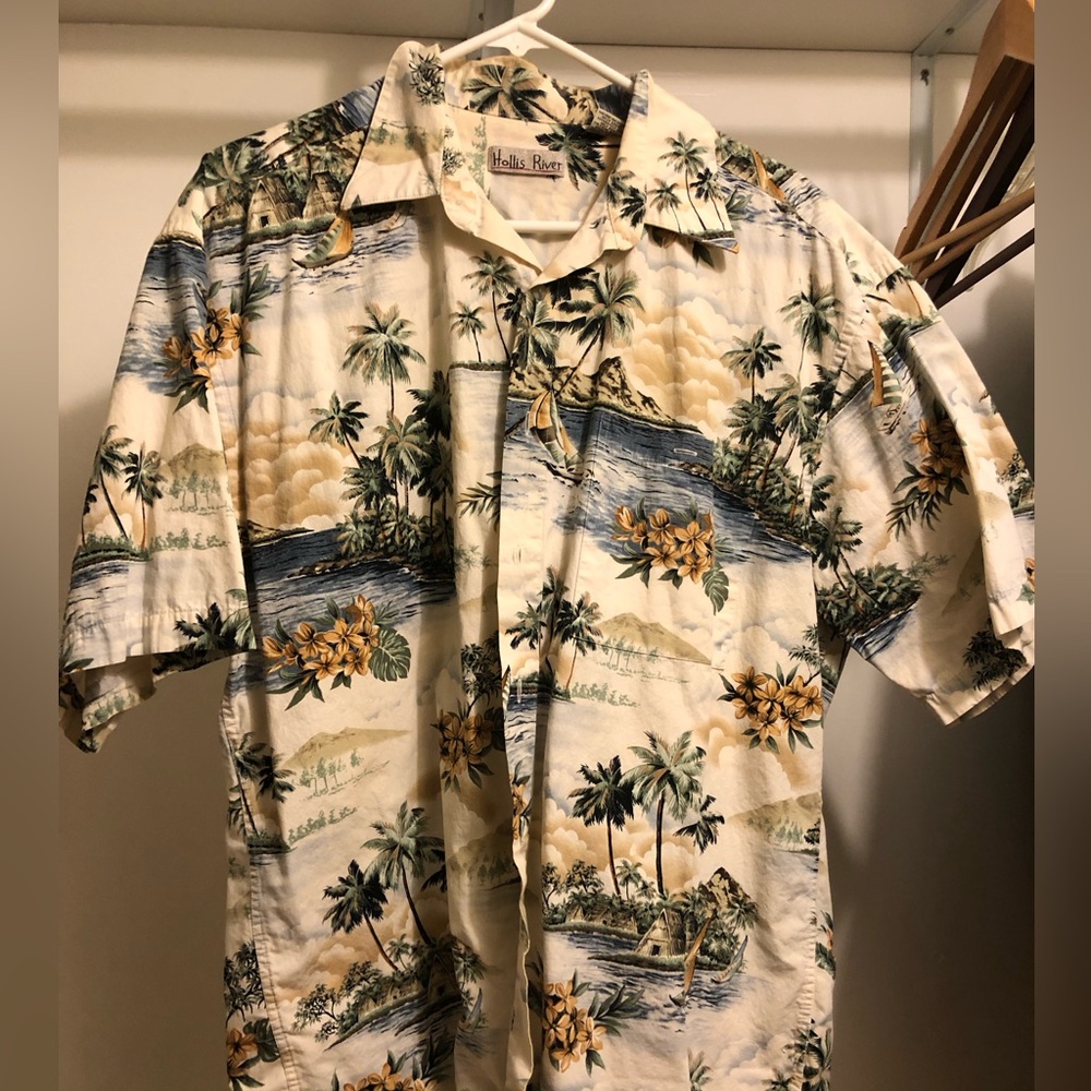 Hollis Rivers mens XL shirt Tropical beach Hawaiian coastal yellow